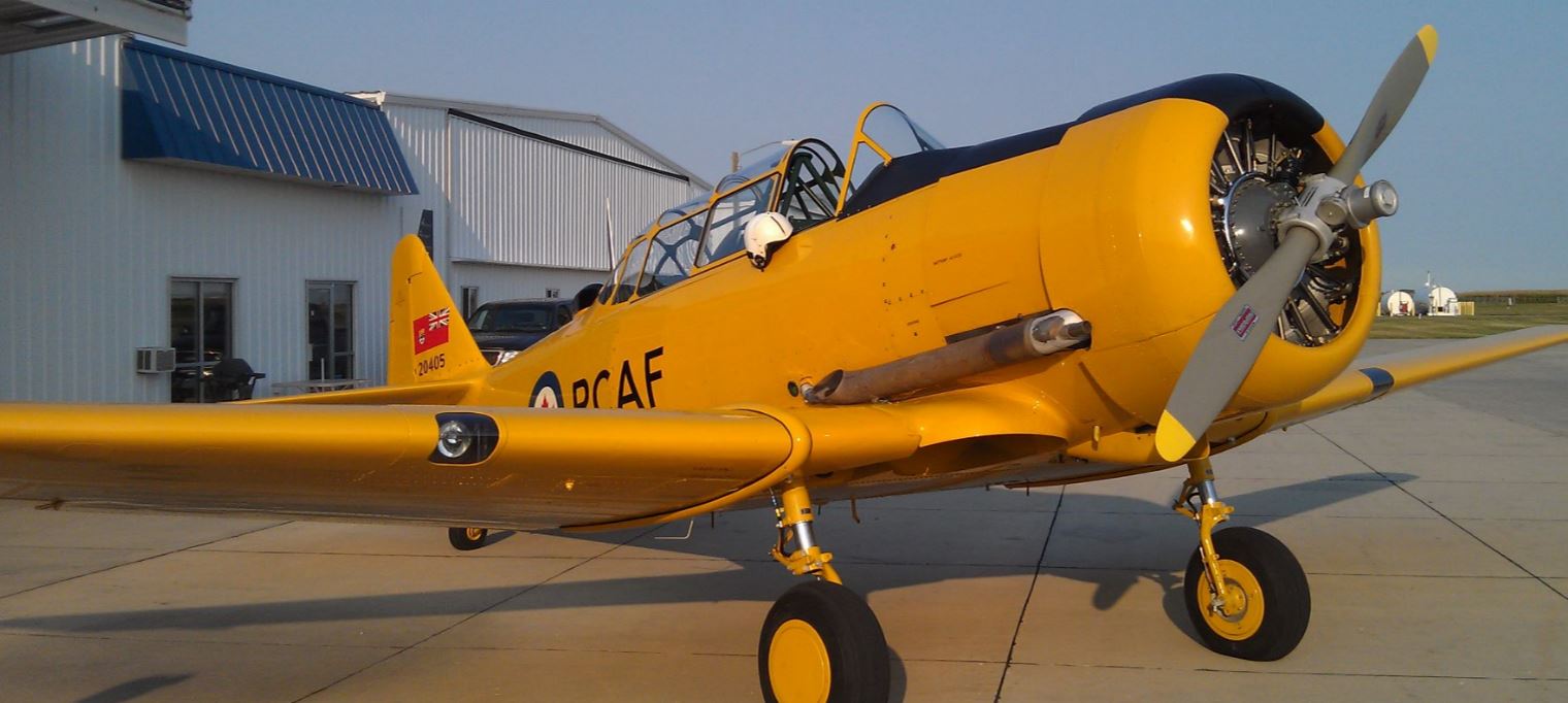 AT-6 Texan / Harvard